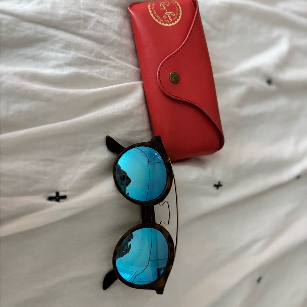 Ray-Ban Black Sunglasses with Blue Lenses and Red Case